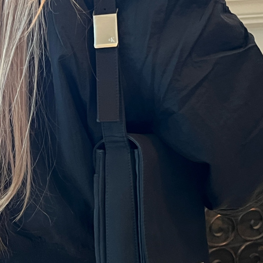 Calvin Klein Black Canvas hand bag - Picture 2 of 15